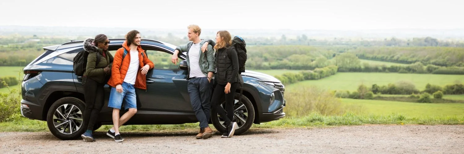 Family choosing car insurance